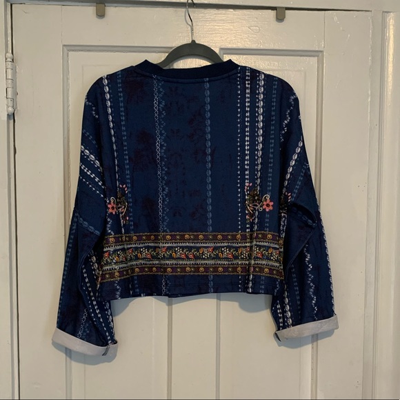 Adidas Cropped Sweatshirt - Picture 3 of 3